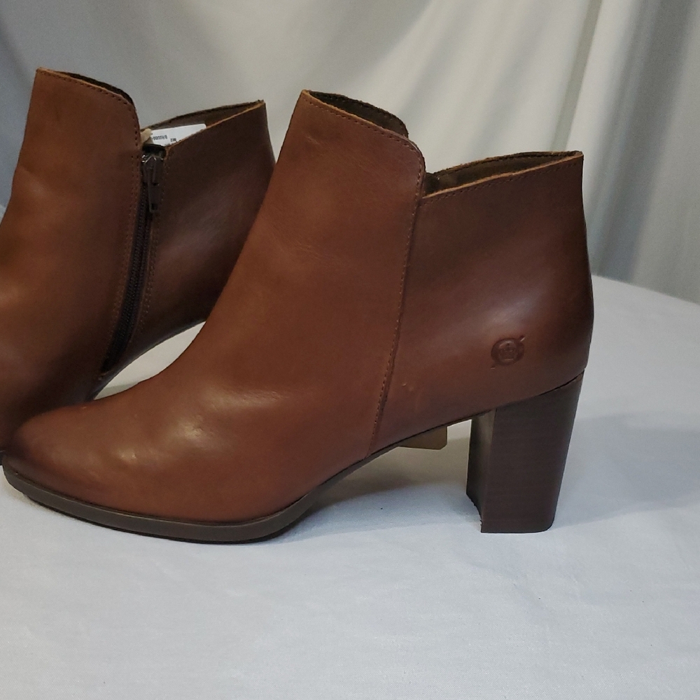 Børn NWT Chestnut Brown Leather Ellaria Ankle Heel Side Zip Booties Size 11M